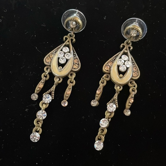 Chandelier cream color enamel clear & amber rhinestones set in antique brass - Picture 5 of 5